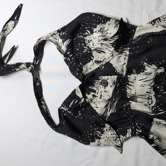 Forever 21 Elegant Black and Cream Women's Midi Dress Size Small - Picture 7 of 11